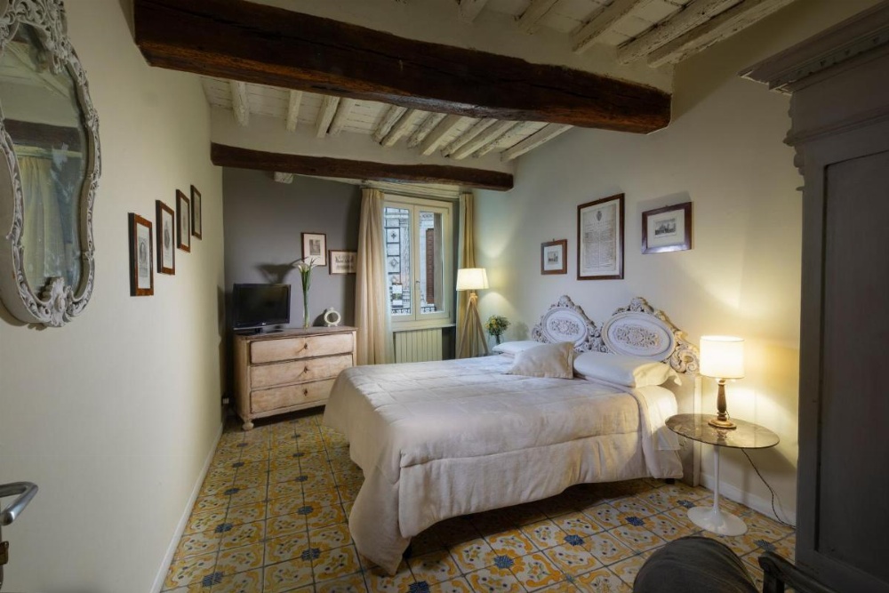 Room image 5